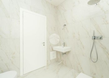 Four-room apartment Via delle Tuberose, Milano (neighborhood Bande Nere) - photo 16