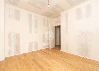 Four-room apartment Via delle Tuberose, Milano (neighborhood Bande Nere) - photo 27