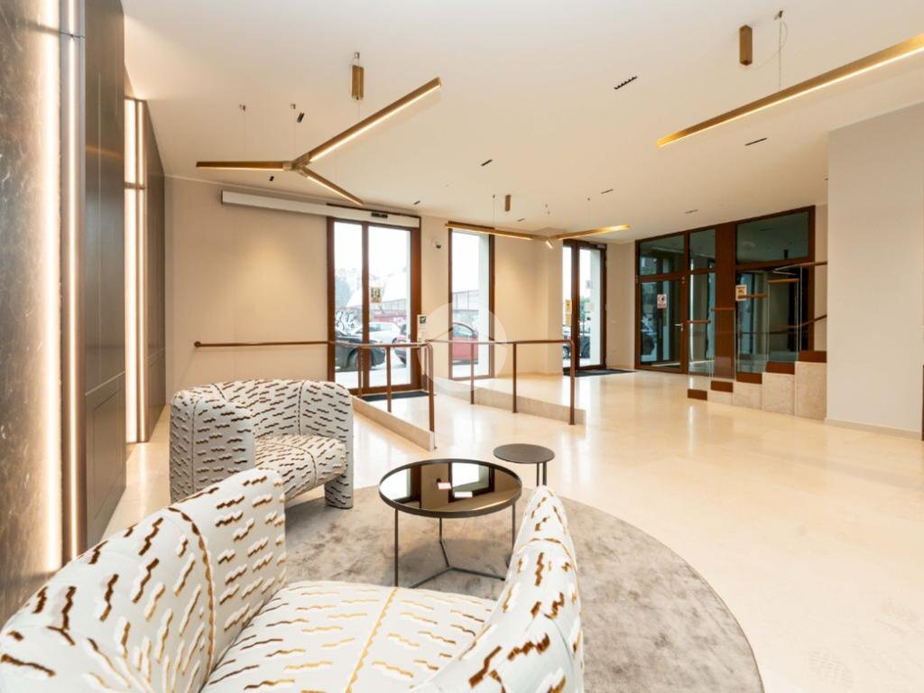 Four-room apartment Via delle Tuberose, Milano (neighborhood Bande Nere) - photo 1