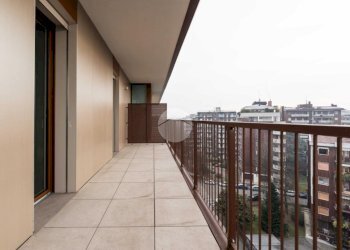 Four-room apartment Via delle Tuberose, Milano (neighborhood Bande Nere) - photo 6