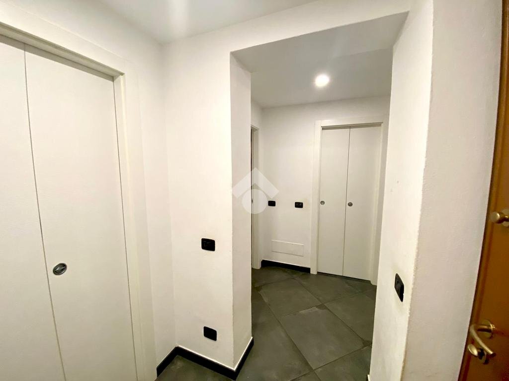 Three-room apartment Viale Alessandro Volta, Novara - photo 2