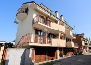 Trilocale Appartamento Via San Protaso, Bareggio - foto 2