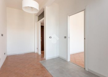 One-room apartment Via Vincenzo Gioberti, Sesto San Giovanni - photo 7