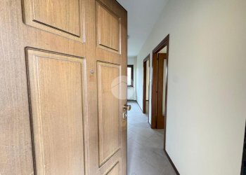 Three-room apartment Via Guglielmo Marconi, Cossato - photo 2