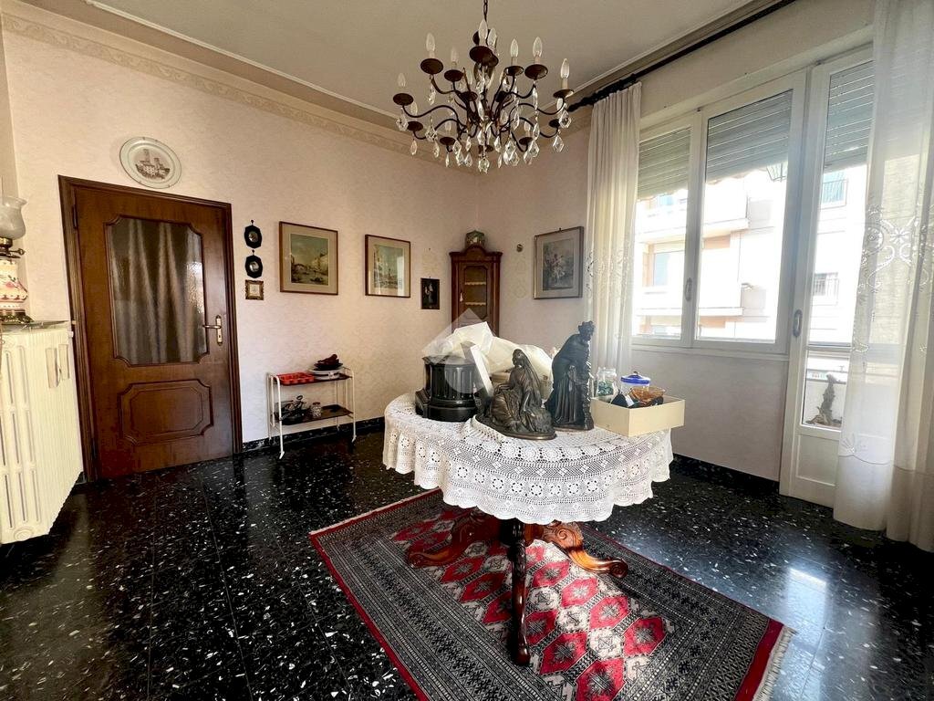 Apartment Via Crispi, Alba - photo 3