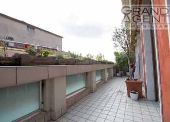 Foto 1 - Quadrilocale via Cattaneo
 
33, Verona - foto 1