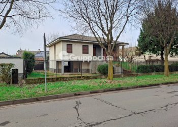 Foto 2 - Villa Via Forlanini
 
2, Santo Stefano Ticino - photo 2