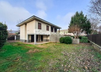 Foto 3 - Villa Via Forlanini
 
2, Santo Stefano Ticino - photo 3