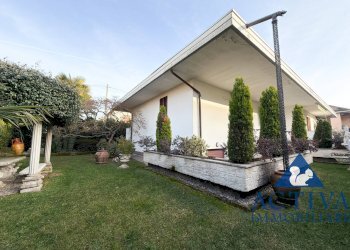 Foto 1 - Villa Via Alcide De Gasperi
 
27, Olgiate Olona - foto 1