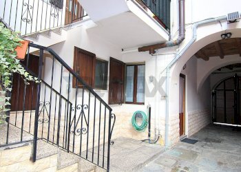 Scale - Appartamento VIA XXIV MAGGIO
 
11, Besano - foto 3