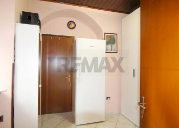 Hall / corridoio - Appartamento VIA XXIV MAGGIO
 
11, Besano - foto 14