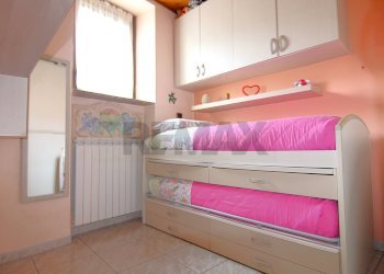 Camera / camera da letto - Appartamento VIA XXIV MAGGIO
 
11, Besano - foto 16