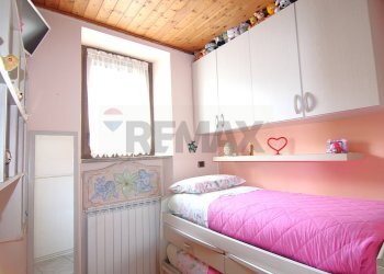 Camera / camera da letto - Appartamento VIA XXIV MAGGIO
 
11, Besano - foto 18