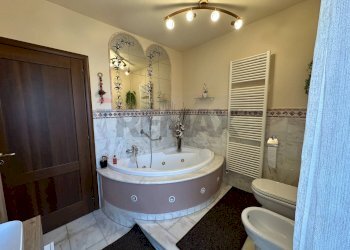 Bagno - Casa semi indipendente via trieste
 
9, Arcisate - foto 16