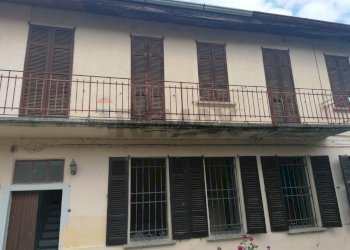 Edificio all\'aperto - Bilocale via Duse
 
3, Besozzo - foto 14