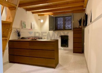 Hall / corridoio - Trilocale Via Vincenzo Errante
 
74, Palermo - foto 13