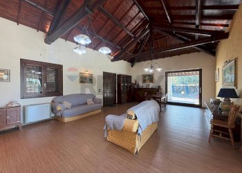 Soggiorno - Villa Via Fonderia
 
23, Belpasso - foto 10