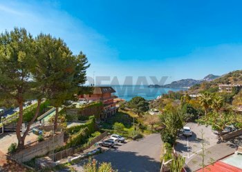 Vista dell\'acqua - Quadrilocale Contrada Sillemi
 
snc, Letojanni - foto 13