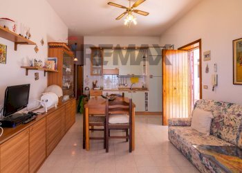 Sala da pranzo - Quadrilocale Contrada Sillemi
 
snc, Letojanni - foto 9