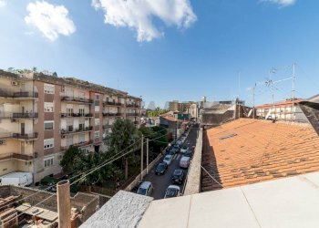 Edificio all\'aperto - Attico Via Pietro Novelli
 
51, Catania - foto 10
