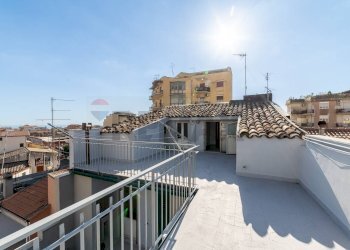 Balcone - Attico Via Pietro Novelli
 
51, Catania - foto 1