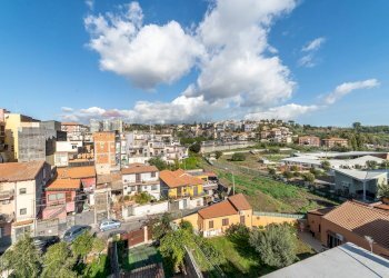 Edificio all\'aperto - Attico Via Pietro Novelli
 
51, Catania - foto 20