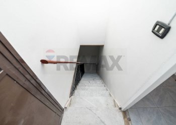 Scale - Attico Via Pietro Novelli
 
51, Catania - foto 23