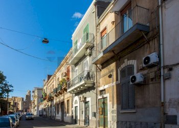 Edificio all\'aperto - Attico Via Pietro Novelli
 
51, Catania - foto 24