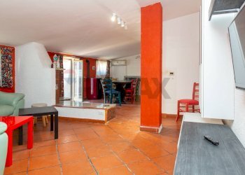 Soggiorno - Quadrilocale VIA DELLE ROSE, Misterbianco - foto 8