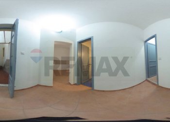 Hall / corridoio - Casa indipendente Via Vittorio Veneto
 
14, Aci Castello - foto 31