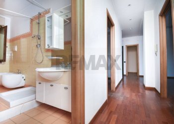 Bagno - Appartamento Corso Lombardia
 
87, Giarre - foto 13