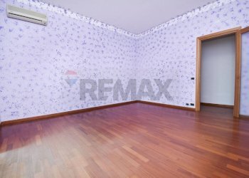 Stanza vuota - Appartamento Corso Lombardia
 
87, Giarre - foto 20