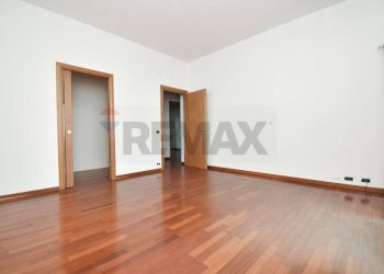 Stanza vuota - Appartamento Corso Lombardia
 
87, Giarre - foto 32