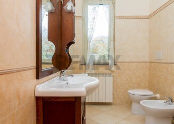 Bagno - Villa Via Gian Lorenzo Bernini
 
12, Trecastagni - foto 14