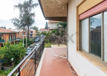 Balcone - Villa Via Gian Lorenzo Bernini
 
12, Trecastagni - foto 18