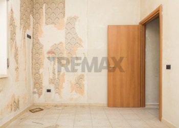 Stanza vuota - Villa Via Gian Lorenzo Bernini
 
12, Trecastagni - foto 22