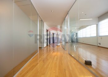 Hall / corridoio - Office VIA MATTEOTTI
 
66, Cinisello Balsamo - photo 10