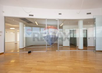 Stanza vuota - Office VIA MATTEOTTI
 
66, Cinisello Balsamo - photo 13