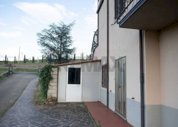 Terrazza - Casa semi indipendente VIA ARETINA
 
50, Poppi - foto 5