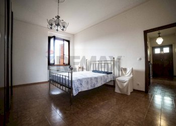 Camera / camera da letto - Casa semi indipendente VIA ARETINA
 
50, Poppi - foto 20