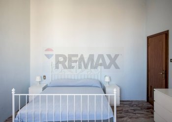 Camera / camera da letto - Casa semi indipendente Lungomare Dante Alighieri
 
40, Senigallia - foto 31