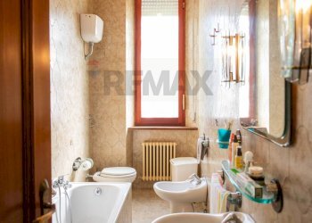 Bagno - Casa semi indipendente Lungomare Dante Alighieri
 
40, Senigallia - foto 49