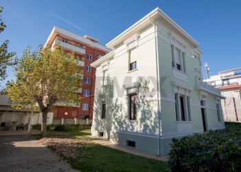 Edificio all\'aperto - Casa semi indipendente Lungomare Dante Alighieri
 
40, Senigallia - foto 57