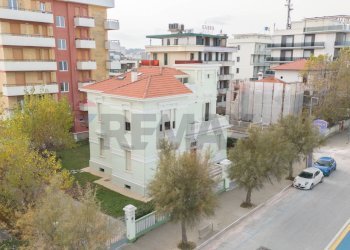 Edificio all\'aperto - Casa semi indipendente Lungomare Dante Alighieri
 
40, Senigallia - foto 70