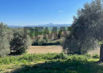 Vista delle montagne - Rustic Via San Giovanni
 
2, Belvedere Ostrense - photo 31