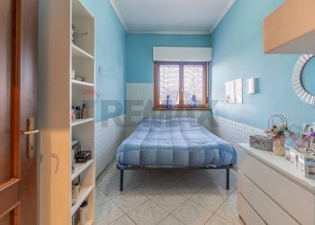 Camera / camera da letto - Trilocale via Dell'Acqua Vergine
 
211, Roma - foto 10