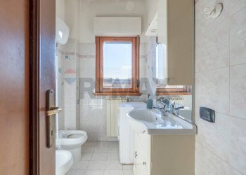 Bagno - Trilocale via Dell'Acqua Vergine
 
211, Roma - foto 21