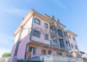 Edificio all\'aperto - Trilocale via Dell'Acqua Vergine
 
211, Roma - foto 34