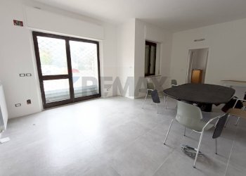 Sala da pranzo - Ufficio Via Della Madonna Alta
 
129, Perugia - foto 5