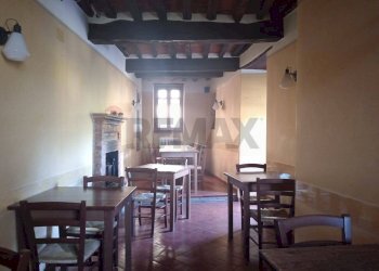 Sala da pranzo - Locale Commerciale Largo Santa Maria
3, Paciano - foto 23